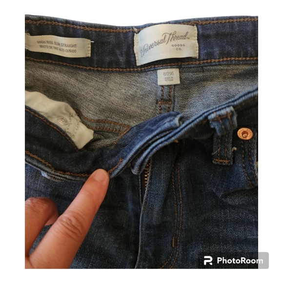 Universal Thread Jeans - Picture 2 of 3